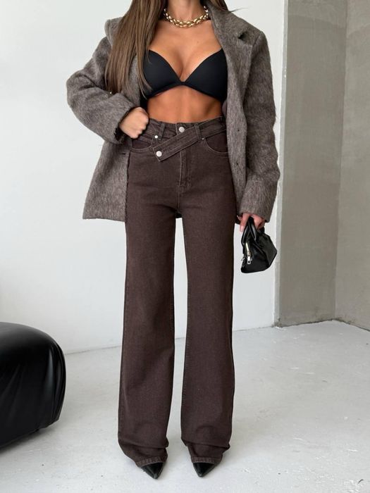 Коричневі джинси