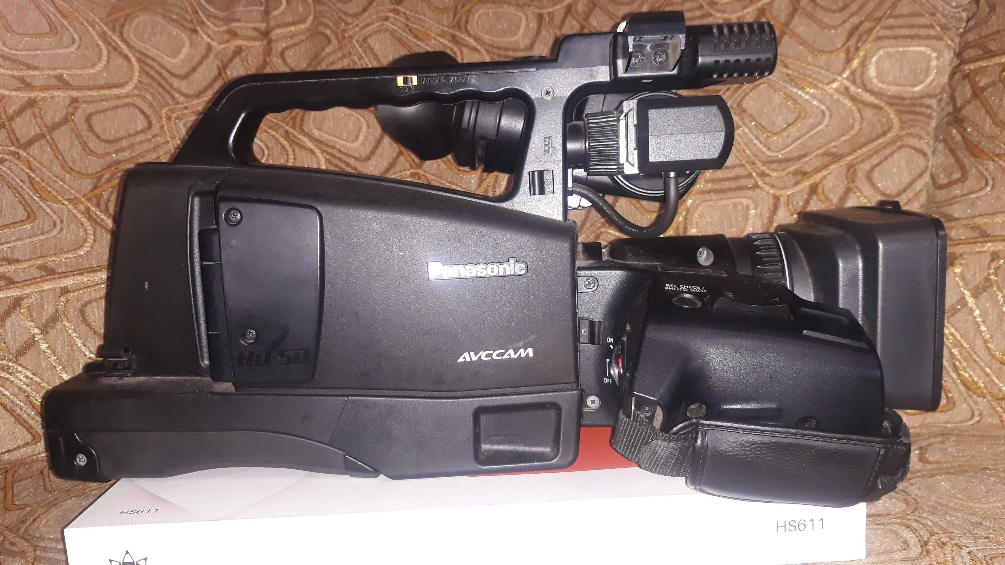 Відеокамера Panasonic AG-HMC84ER