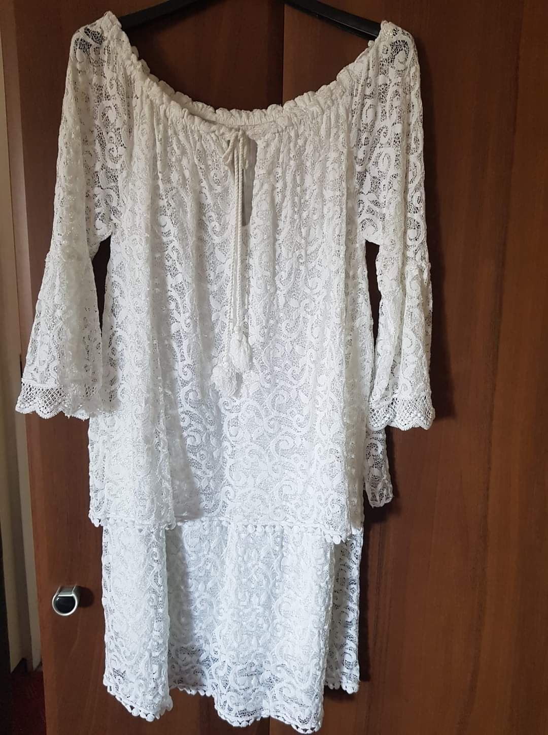 Śliczna biała sukienka letnia S/M NOWA
