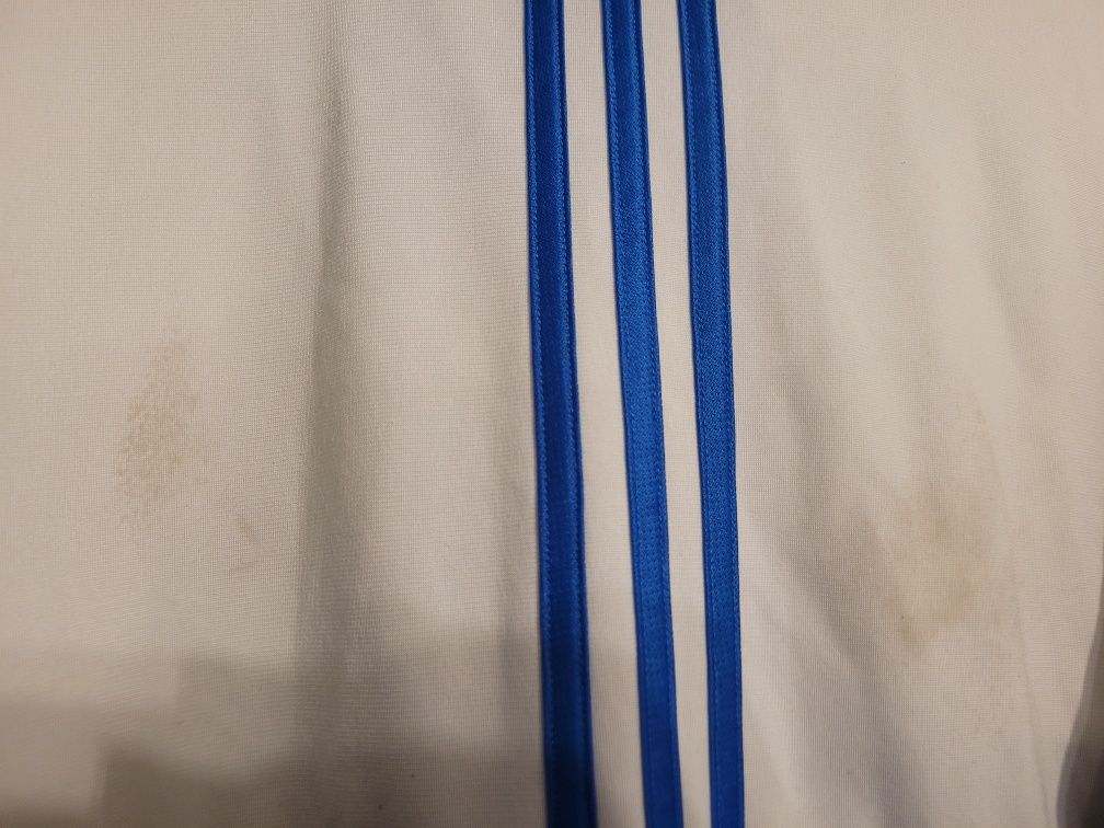 Bluza sportowa adidas na zamek.
Z metki- na wzrost 176cm, wiek 15-16la