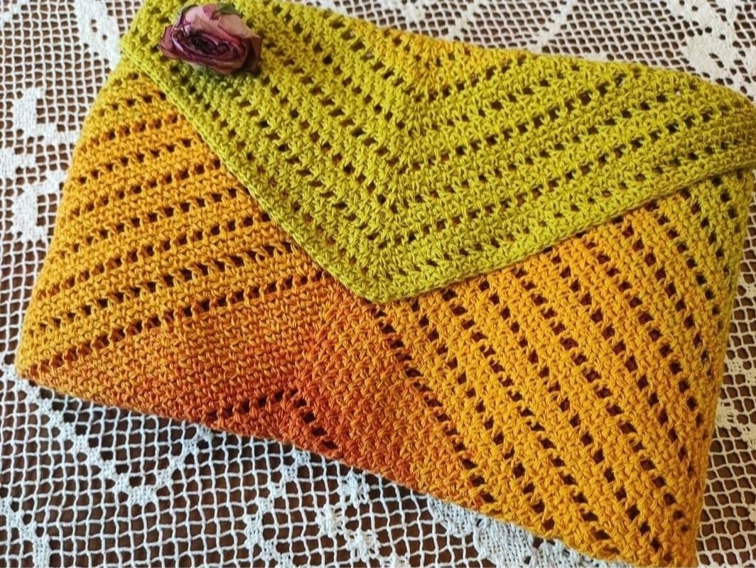 Chusta ombre robiona na szydełku handmade