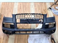 Передній бампер на Audi Q7 4L 2010-2015 року SQ7