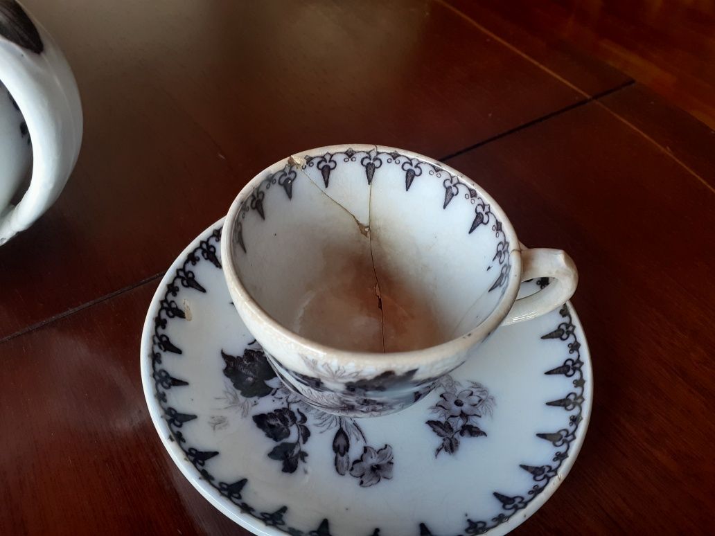 Servico de chá.  Porcelana francesa Sarreguemines