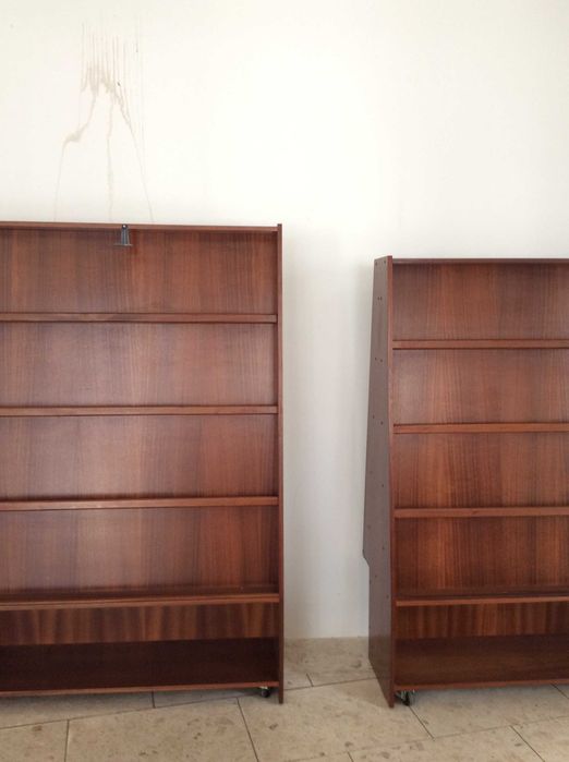 Estante expositor para livros ou revistas