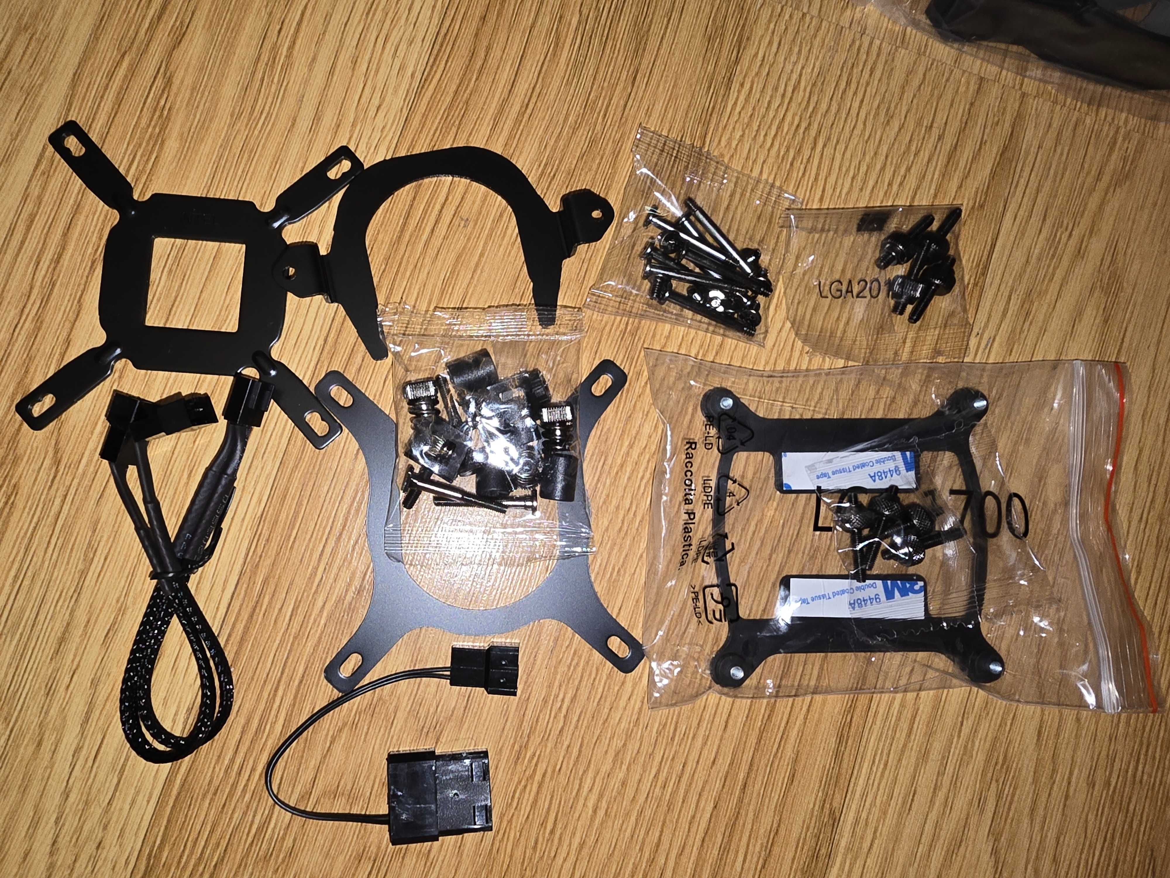Chłodzenie wodne AIO MSI Mag Coreliquid 240R V2
