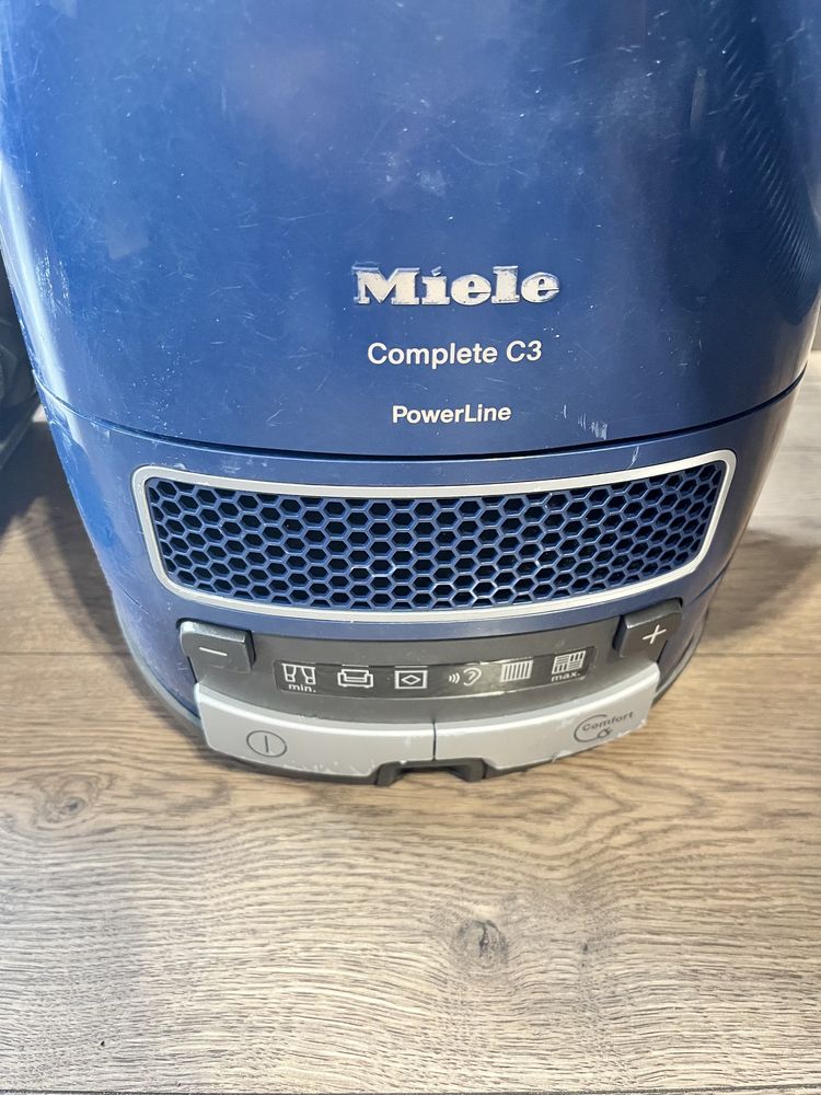 Odkurzacz Miele Complete C3 PowerLine