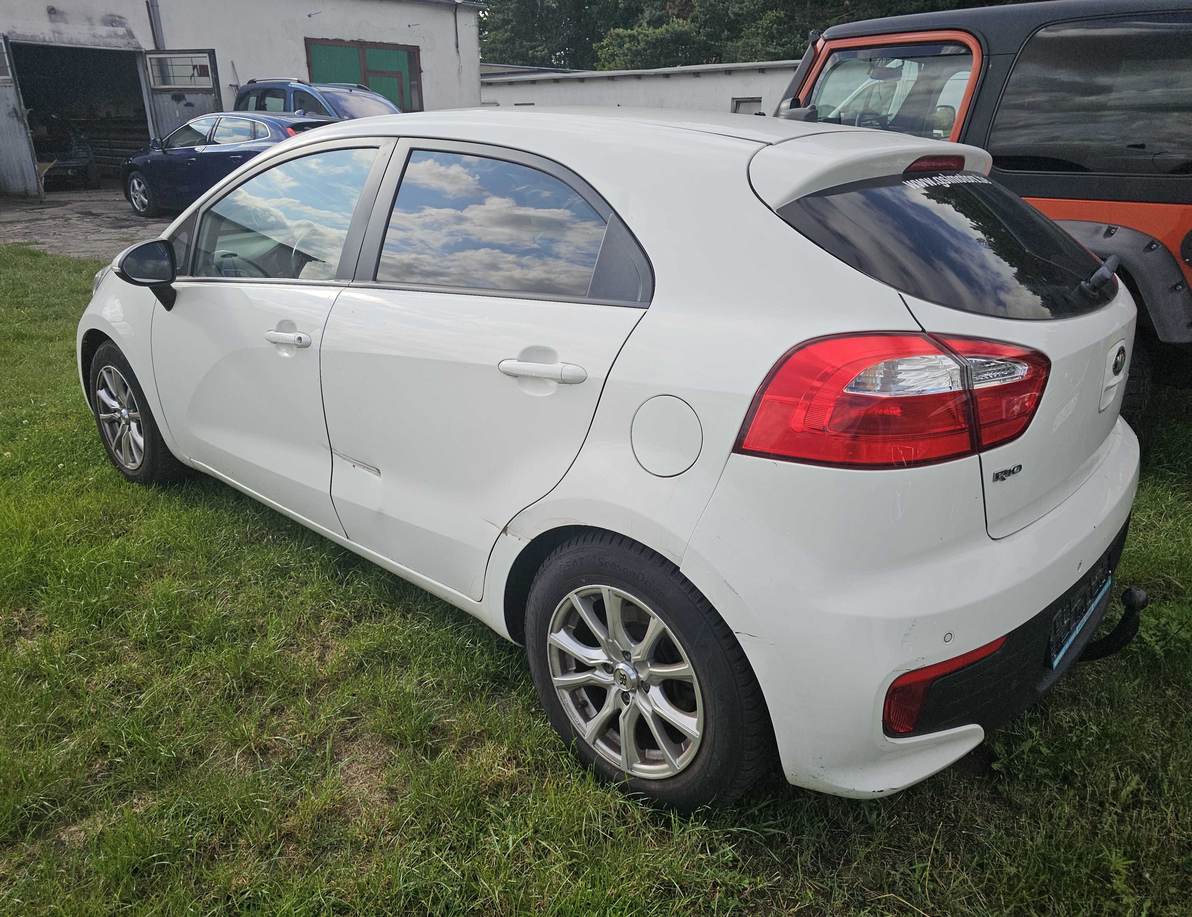 1.2 benzyna !!! GPS !!! kamera !!! klima !!!