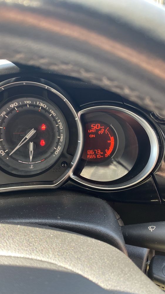 Vendo DS3 2011 1.6 VTi SoChic Gasolina