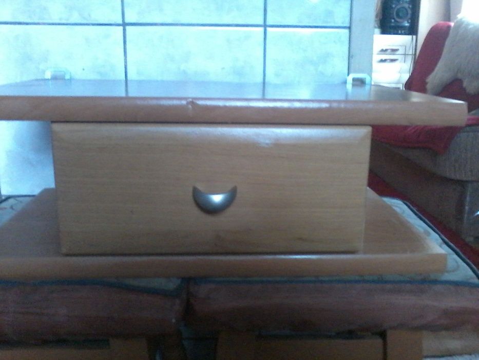 półka z szufladką