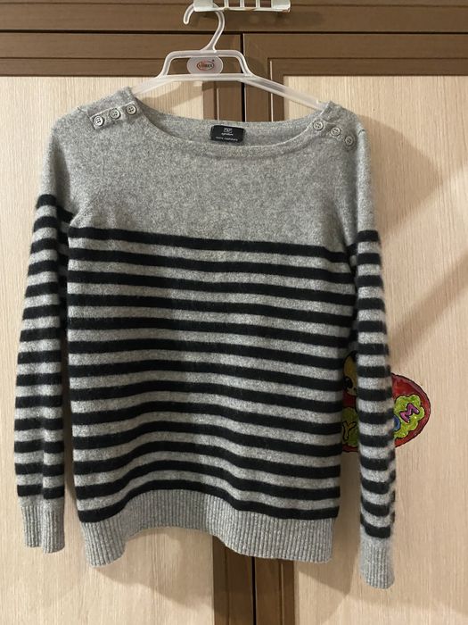 Светр кашеміровий