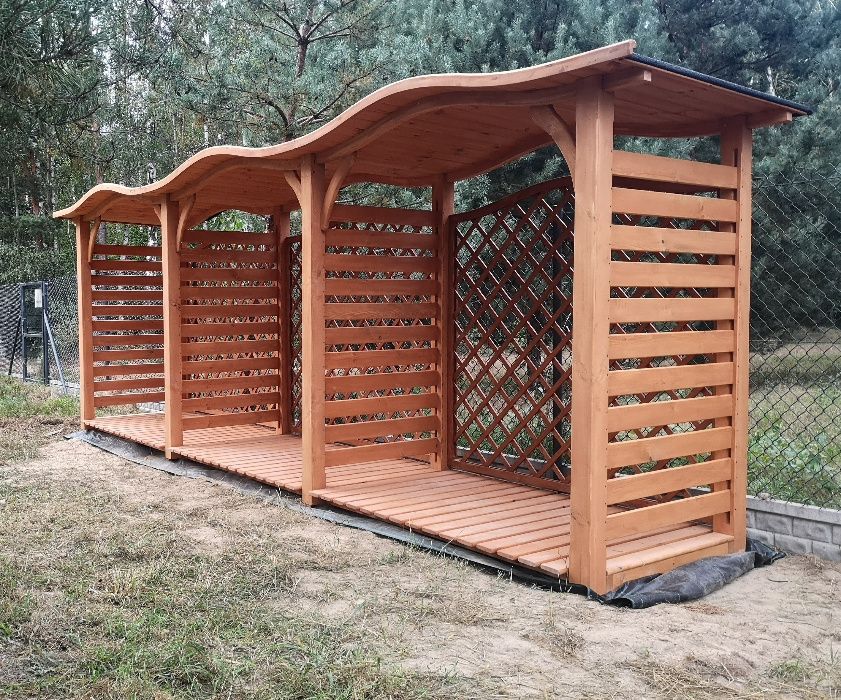 Drewutnia potrójna z dachem falowym 5,8 x 1,1m