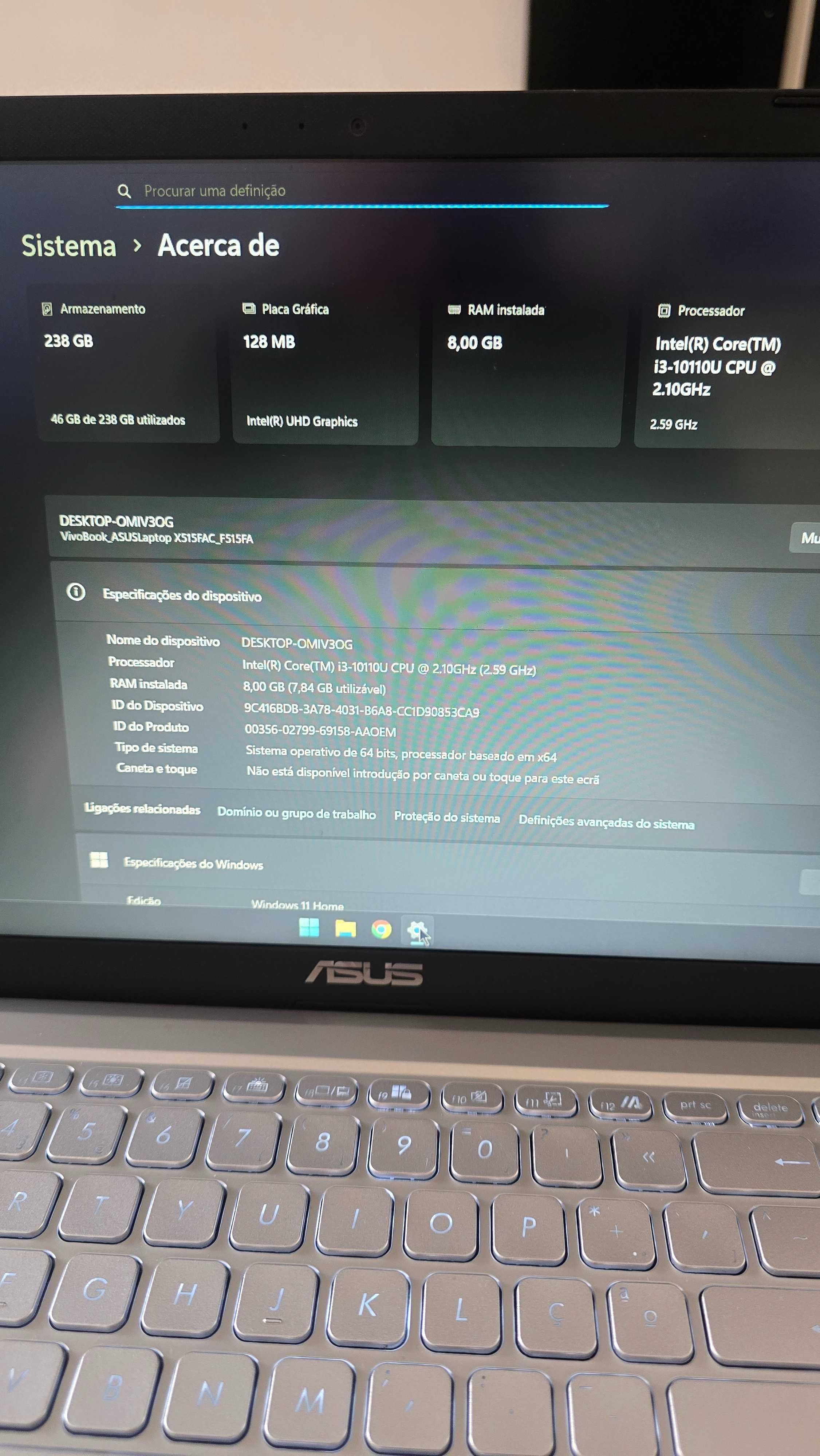 Portatil Asus Vivobook 15, i3 10a geração, 8Gb, 256 SSD, igual a novo