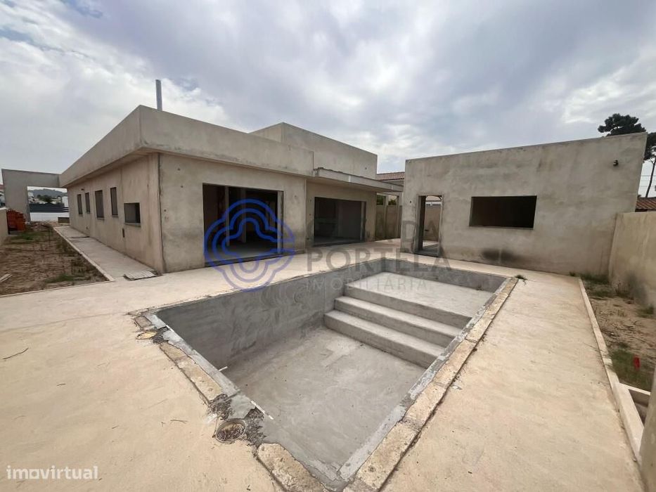 Viva a Vida que Você Merece: Moradia de Luxo, Térrea e isolada, em Aze