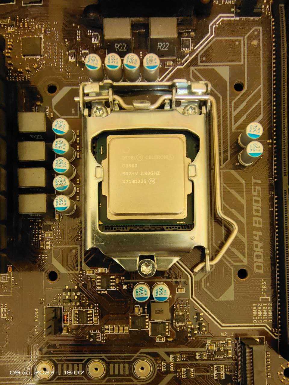 Центральний процесор Intel Celeron G3900  2.8 GHZ Socket 1151 tray