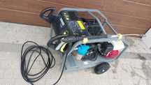 Myjka ciśnieniowa spalinowa Karcher HDS 801 B ciepłowodna