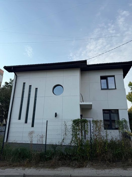 Продаж будинку м.Львів, вул. Дунайська 6а