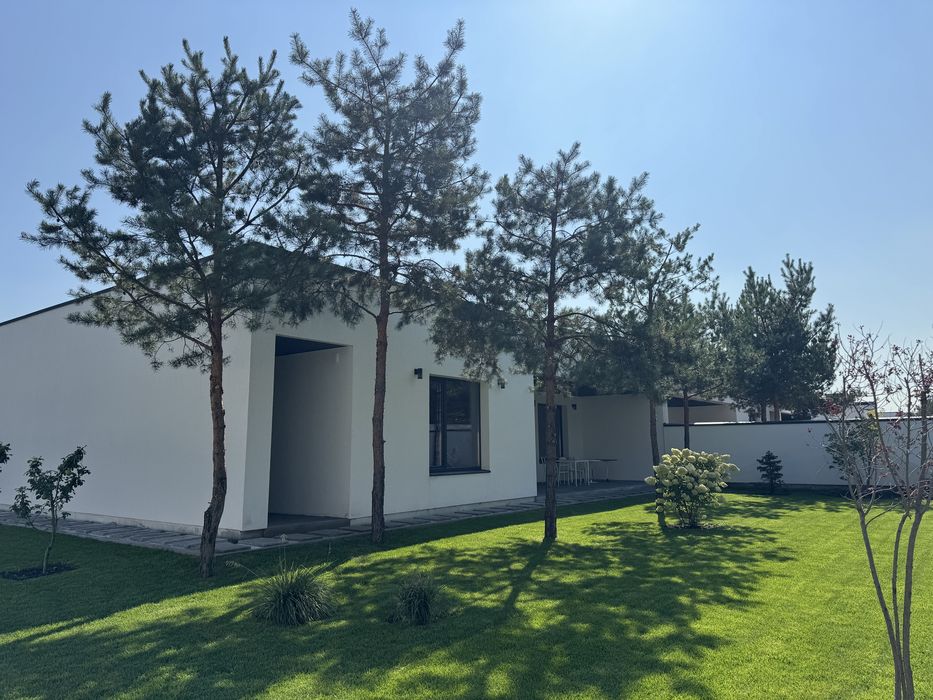 Одноповерховий котедж з ремонтом в КМ біля лісу!