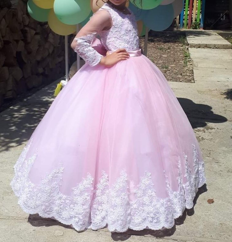 Плаття для дівчинки на перше причастя  випускний в садочок,на весілля