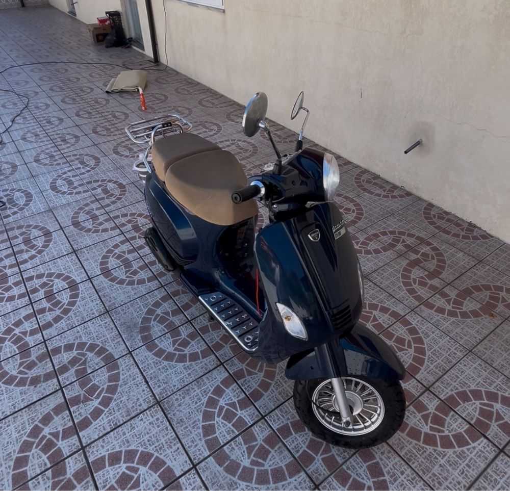 Neco Azzuro 125cc