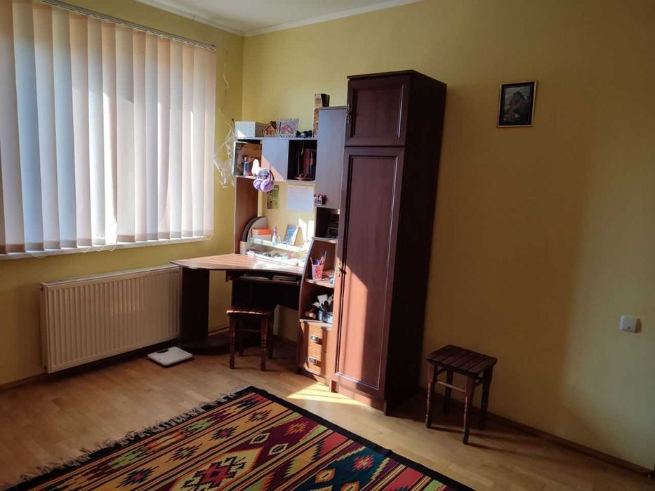 Затишний будинок в Крихівцях