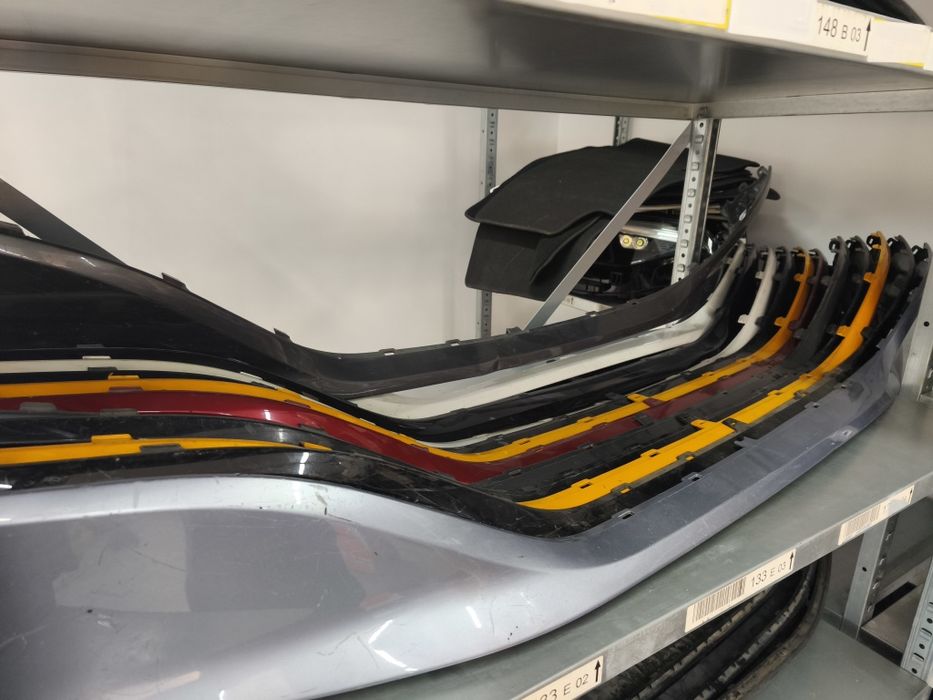 Ford Mustang Mach E бампер