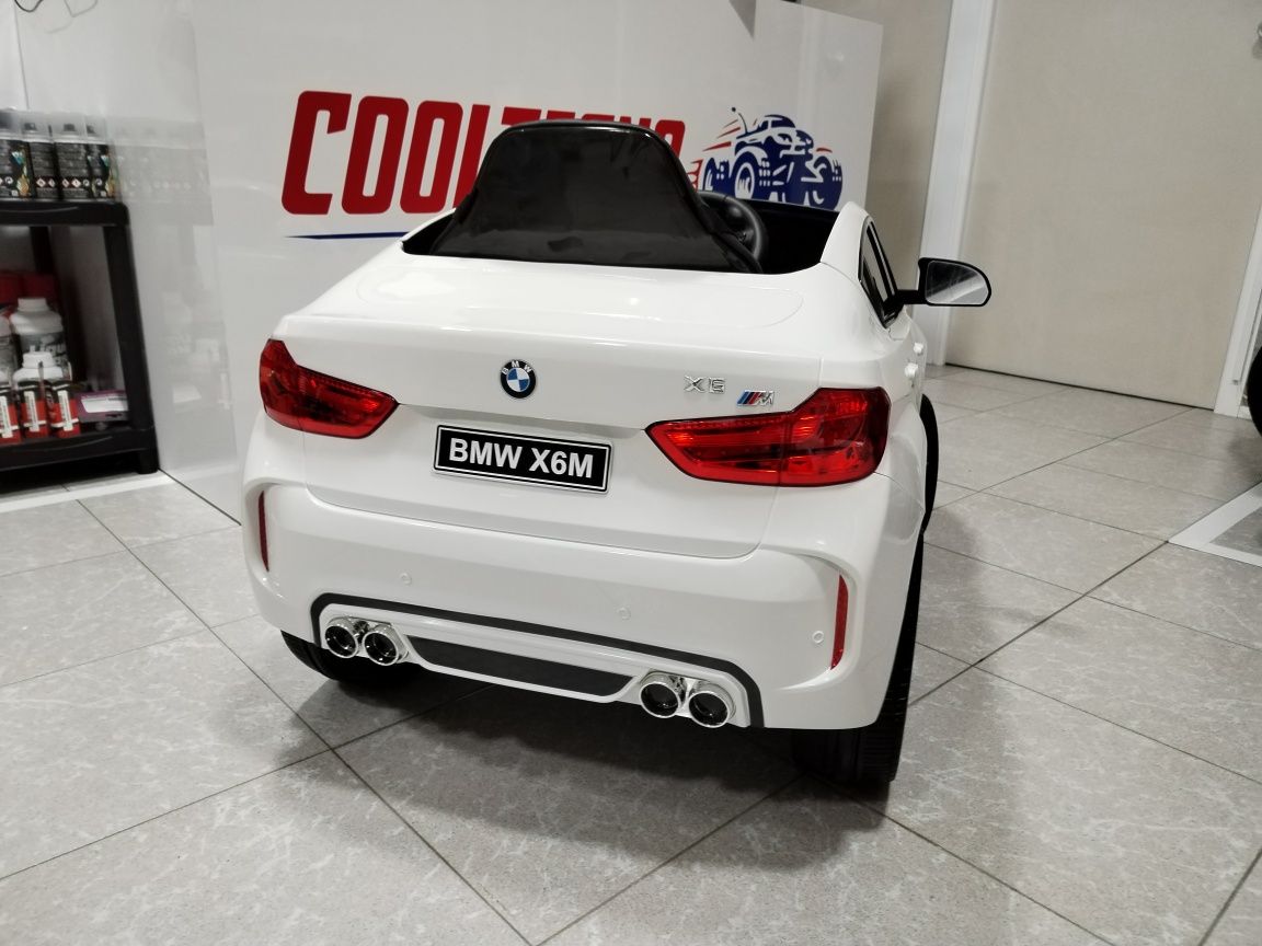 Carro eléctrico criança Bmw x6 rodas borracha