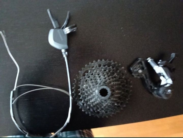 Conjunto de marcha pra bike (com extra :Cubo)