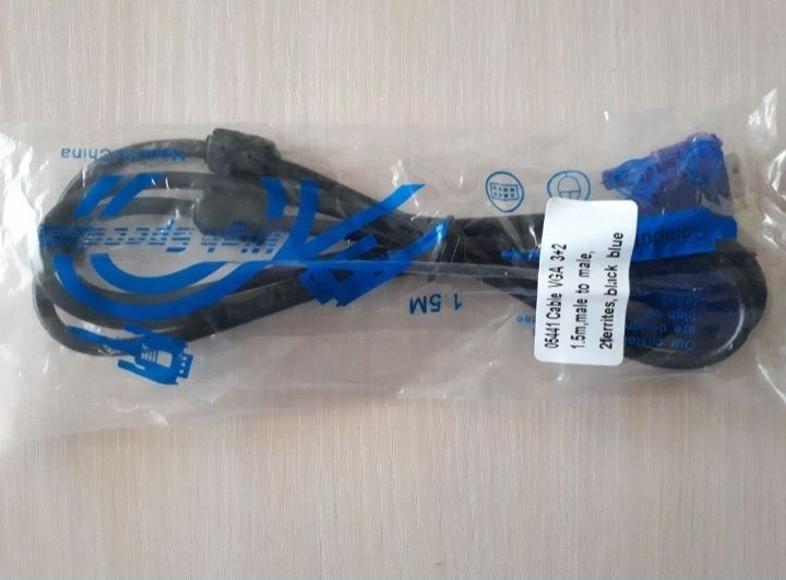 Кабель DVI, USB, RS-232, VGA