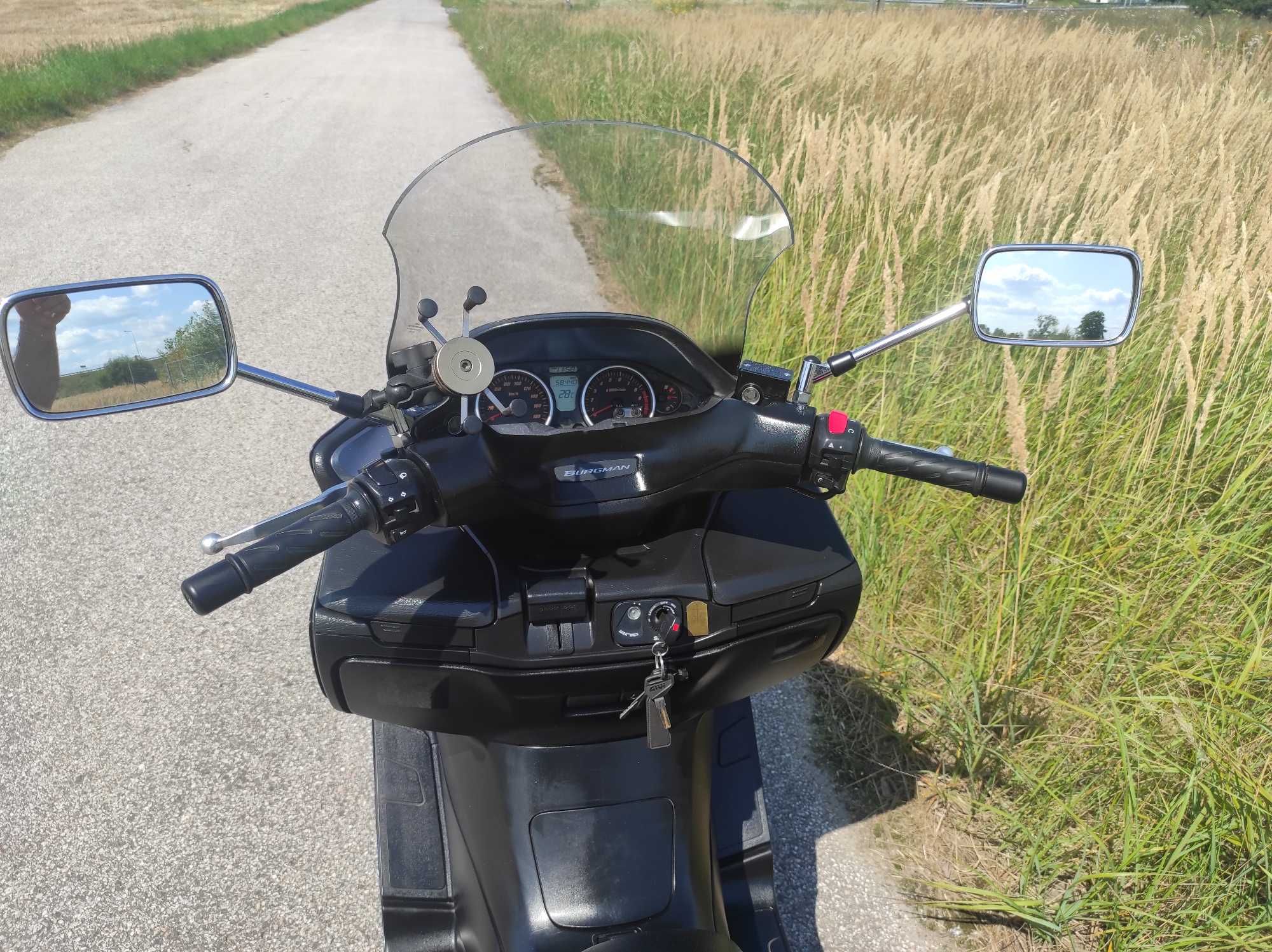 Suzuki Burgman 400