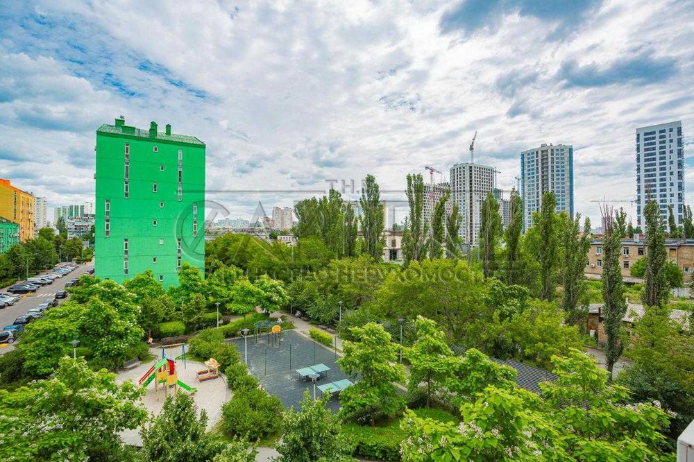 Продаж 3к квартири 87м2, ЖК Комфорт Таун