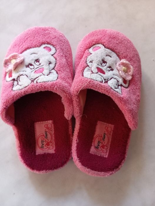 Дитячі кімнатні тапочки ( по устілки 16см)