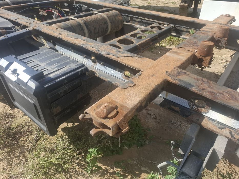 Przyczepa  bdf Tandem  19.5koła z transportem