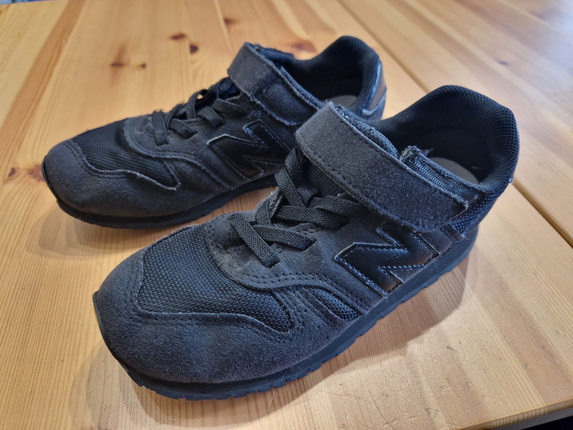 Buty New Balance rozmiar 33,5 czarne