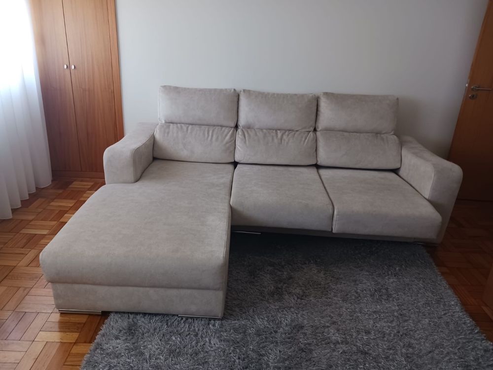 Sofa com Chaise Longue