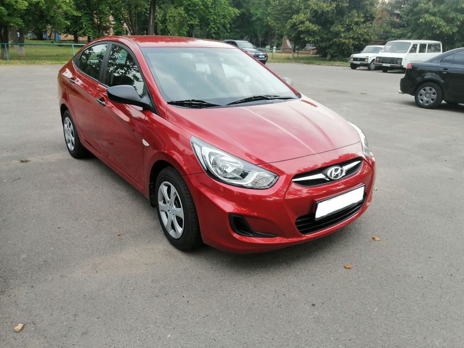 Оренда Хюндай Акцент таксі