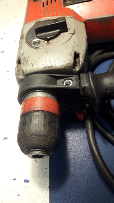 Mlotowiertarka Milwaukee PLH 32 XE