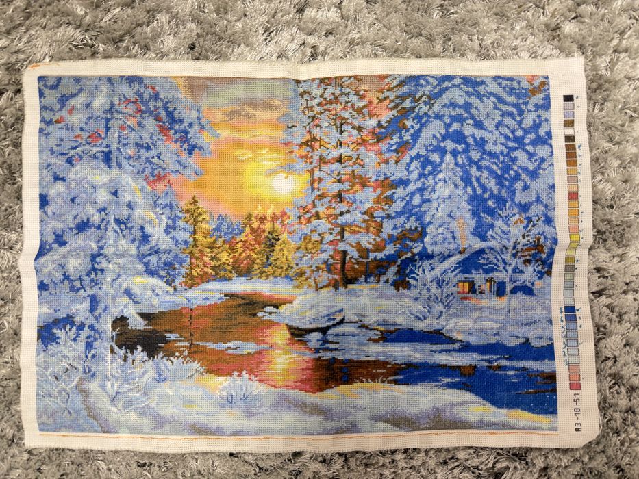 Схема на канві для вишивки хрестиком