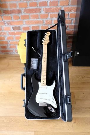 Fender Stratocaster American Standard 2010 r - stan idealny