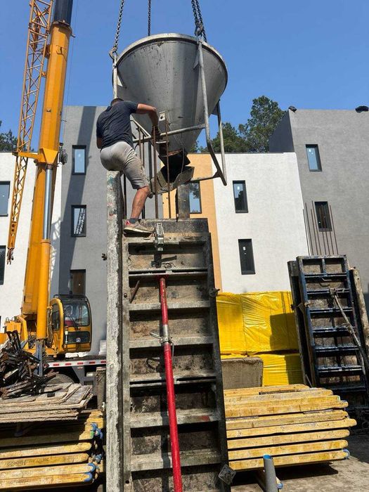 Продаж квартири біля хвойного лісу Биківня, метро Лісова траса Бровари