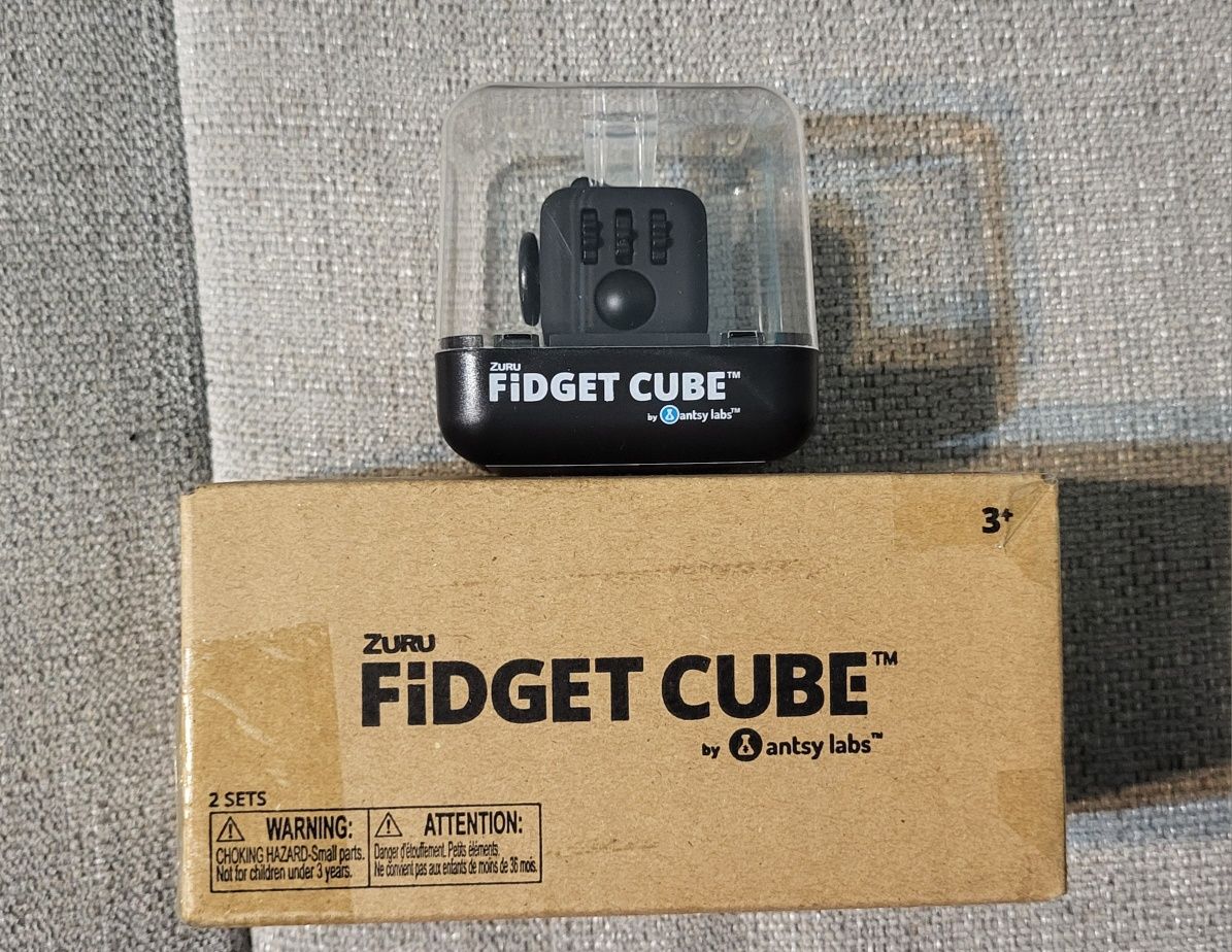 Oryginalny Fidget Cube antystresowy