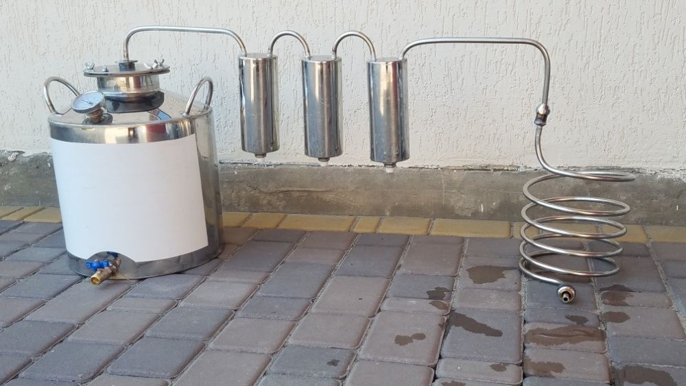 Непроточний дистилятор потрійного очищення під непроточну воду