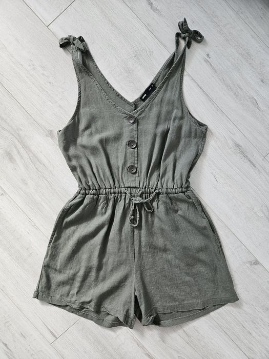 Śliczny kombinezon rS sinsay