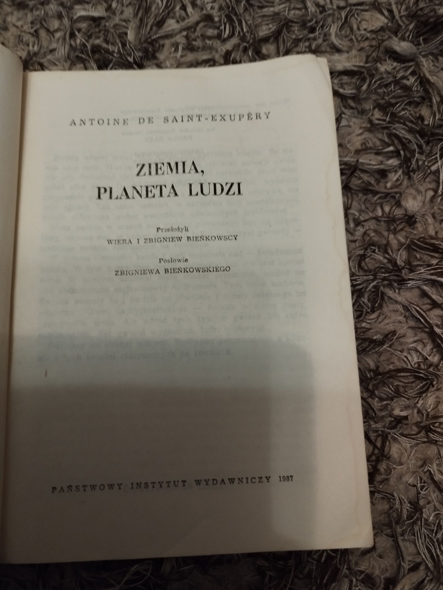 Ziemia,planeta ludzi. Antoine  1987