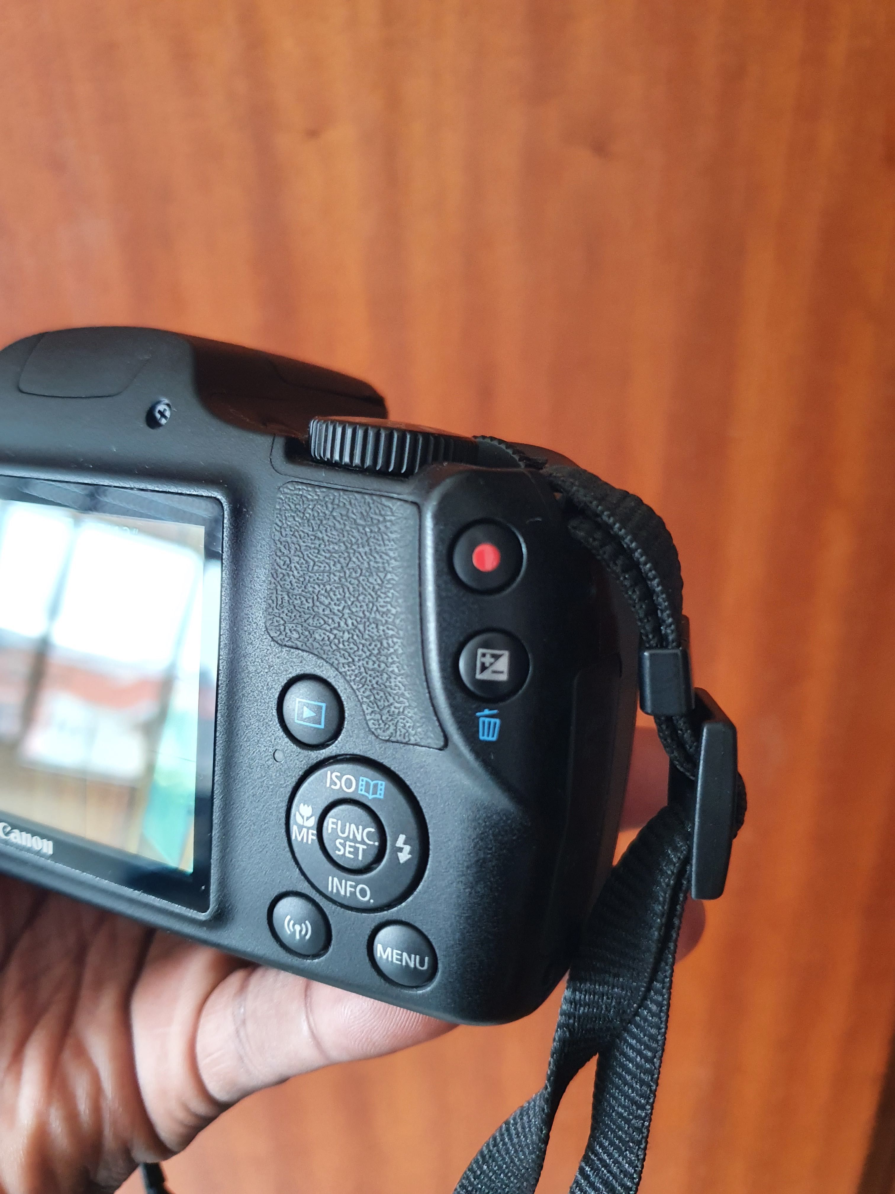 Máquina Fotográfica - Canon PowerShot SX540 HS