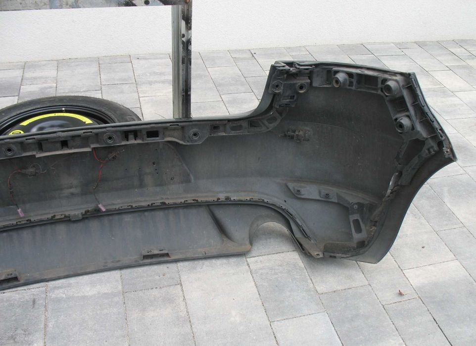 VW Golf VI 6 GTI GTD zderzak tył 4x PDC kolor LA9W