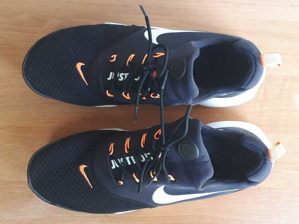 Кросівки Nike (44р)