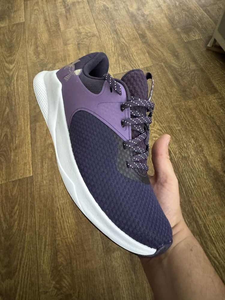 Кросівки жіночі Under Armour W Charged Aurora 2. Оригінал. (23,5см)