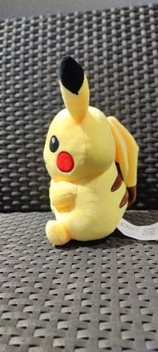 Peluche Pokémon Pikachu 20 cm (Artigo Novo)