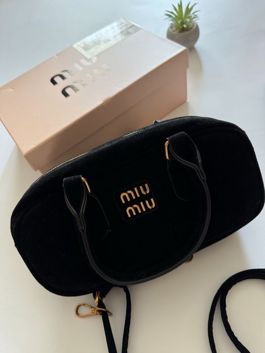 Жіноча сумка Miu Miu