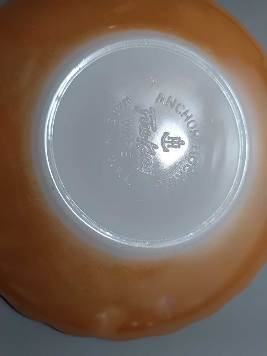 Chávena Fire-King “Swirl Peach Lustre” – Vintage Americano dos Anos 50